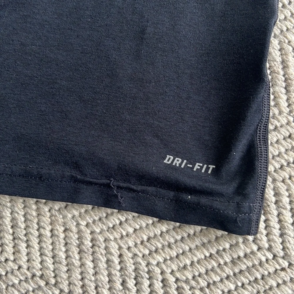 Nike tee shirt